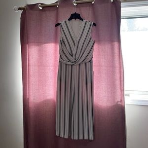 Joseph Ribkoff Size 4 Black/White crop jumpsuit